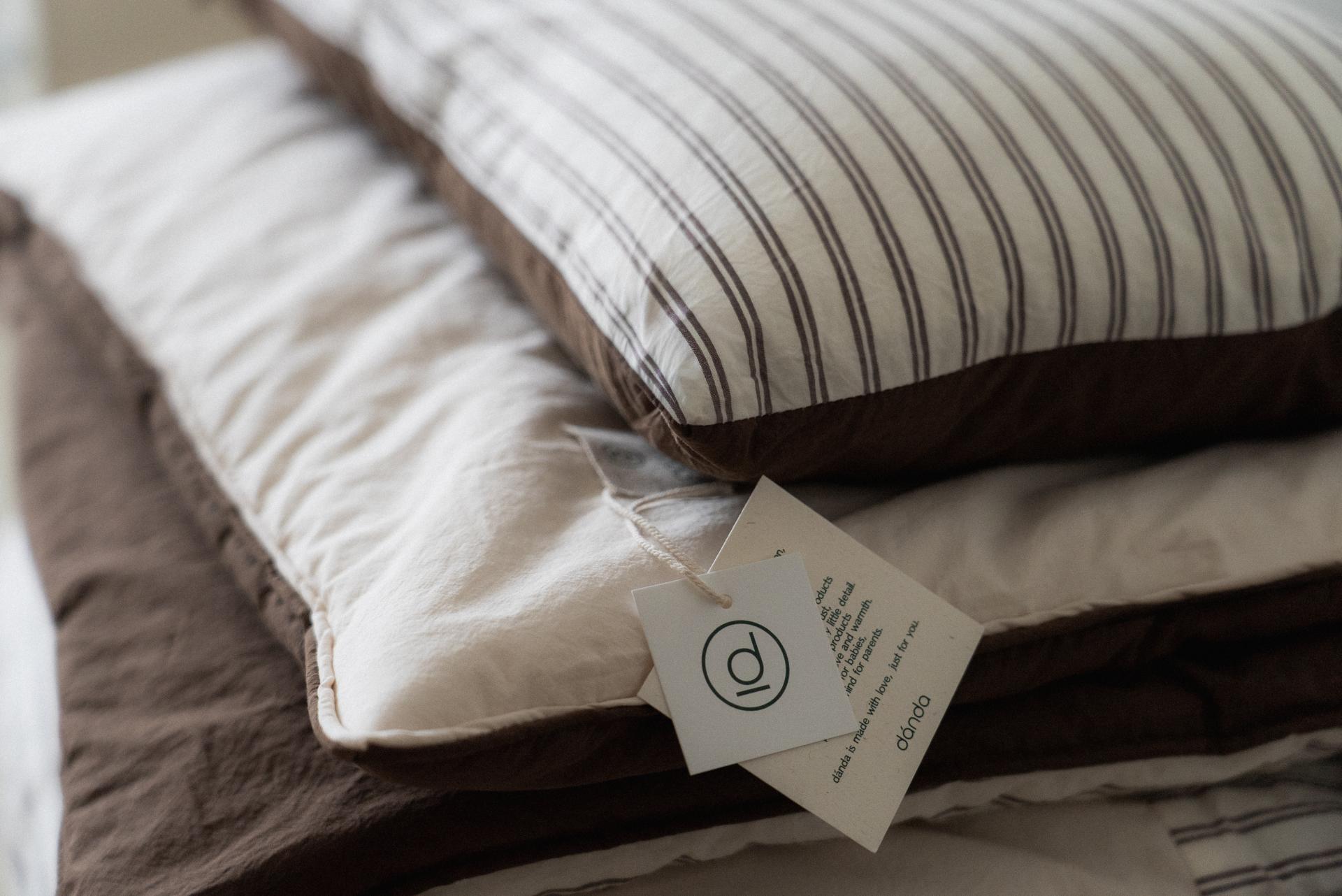 단다 밤밤 베개 커버 | dánda bambam pillow cover