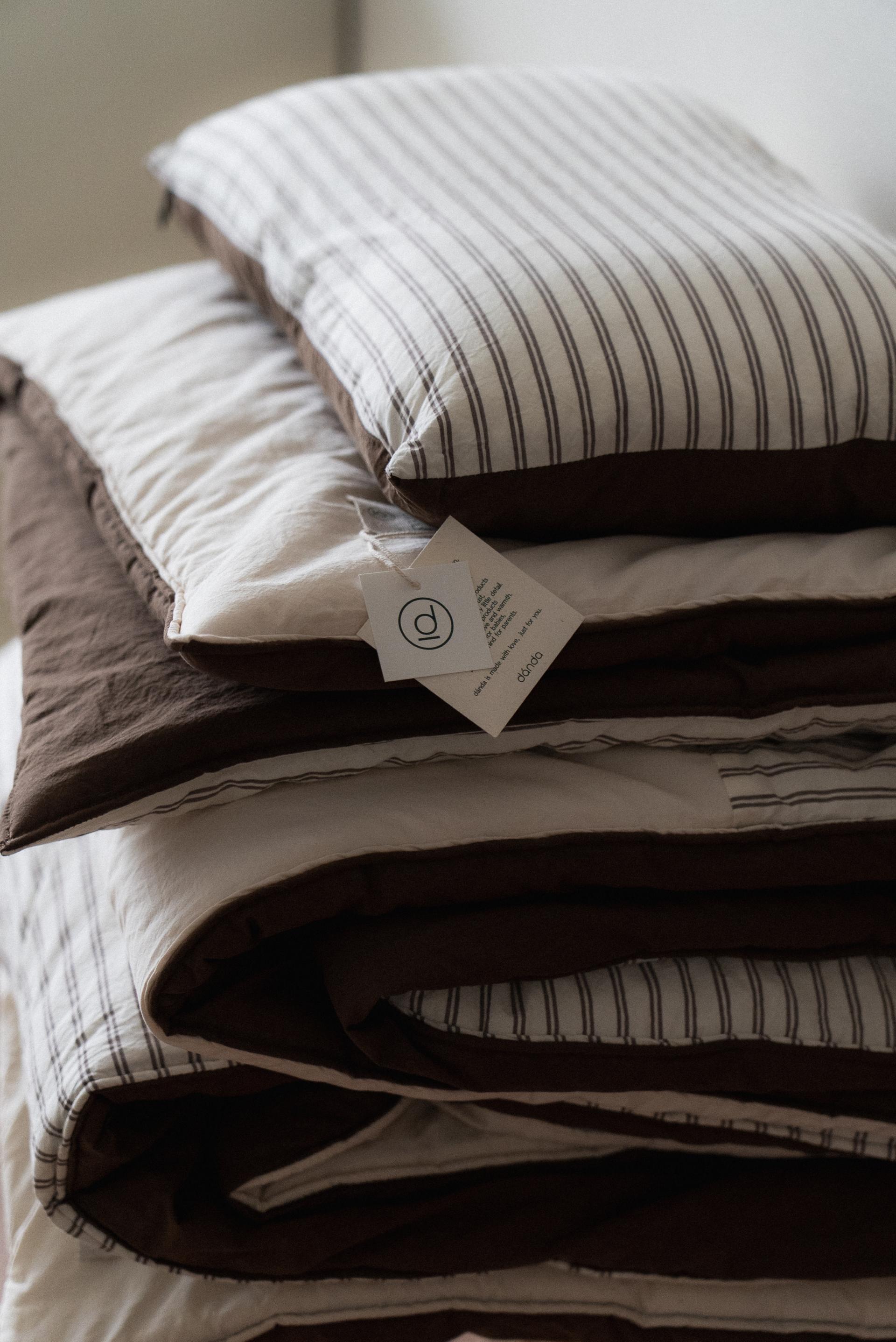 단다 밤밤 베개 커버 | dánda bambam pillow cover